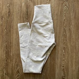 lululemon size 4